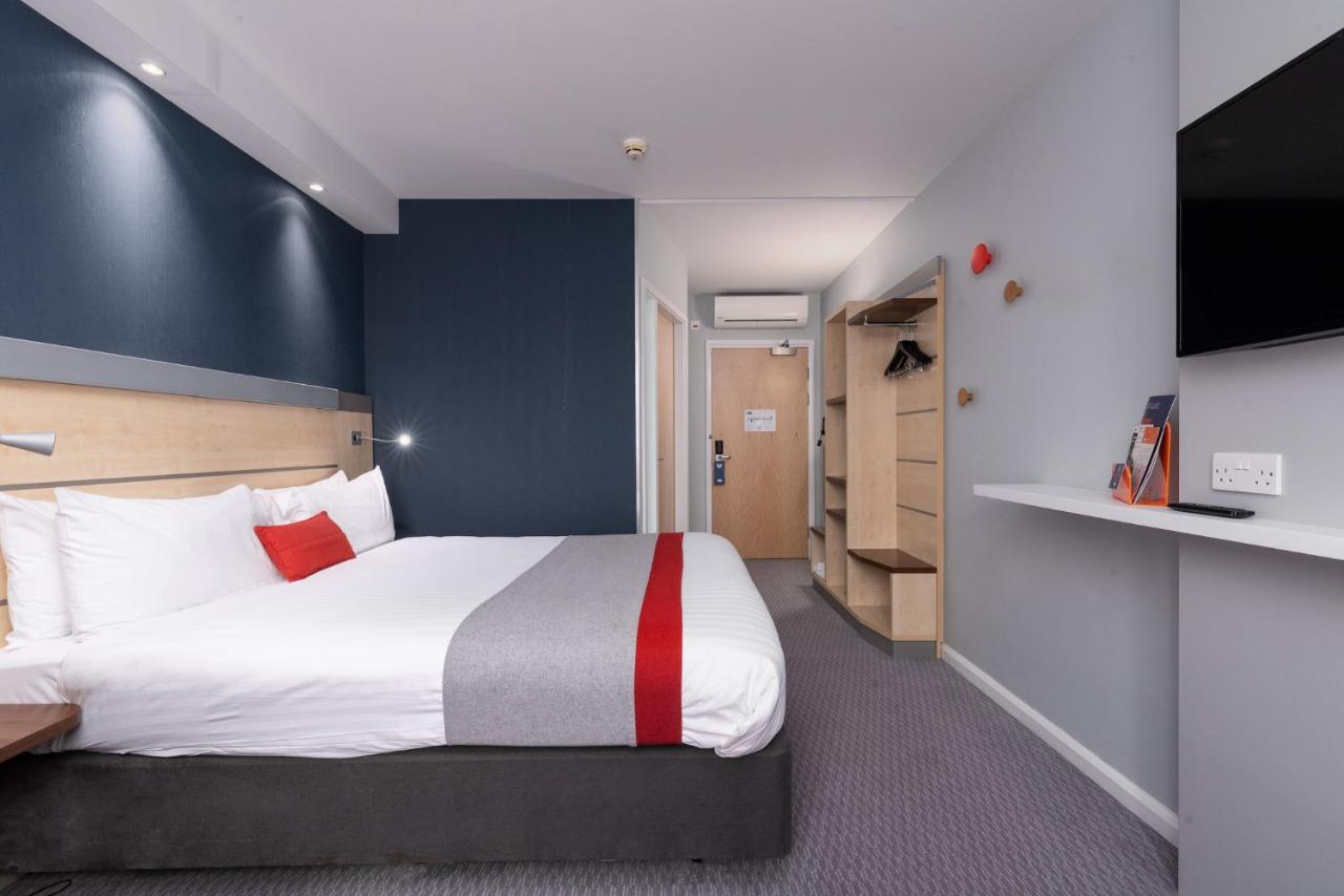 Holiday Inn Express Burnley M65 Jct 10 By Ihg Esterno foto