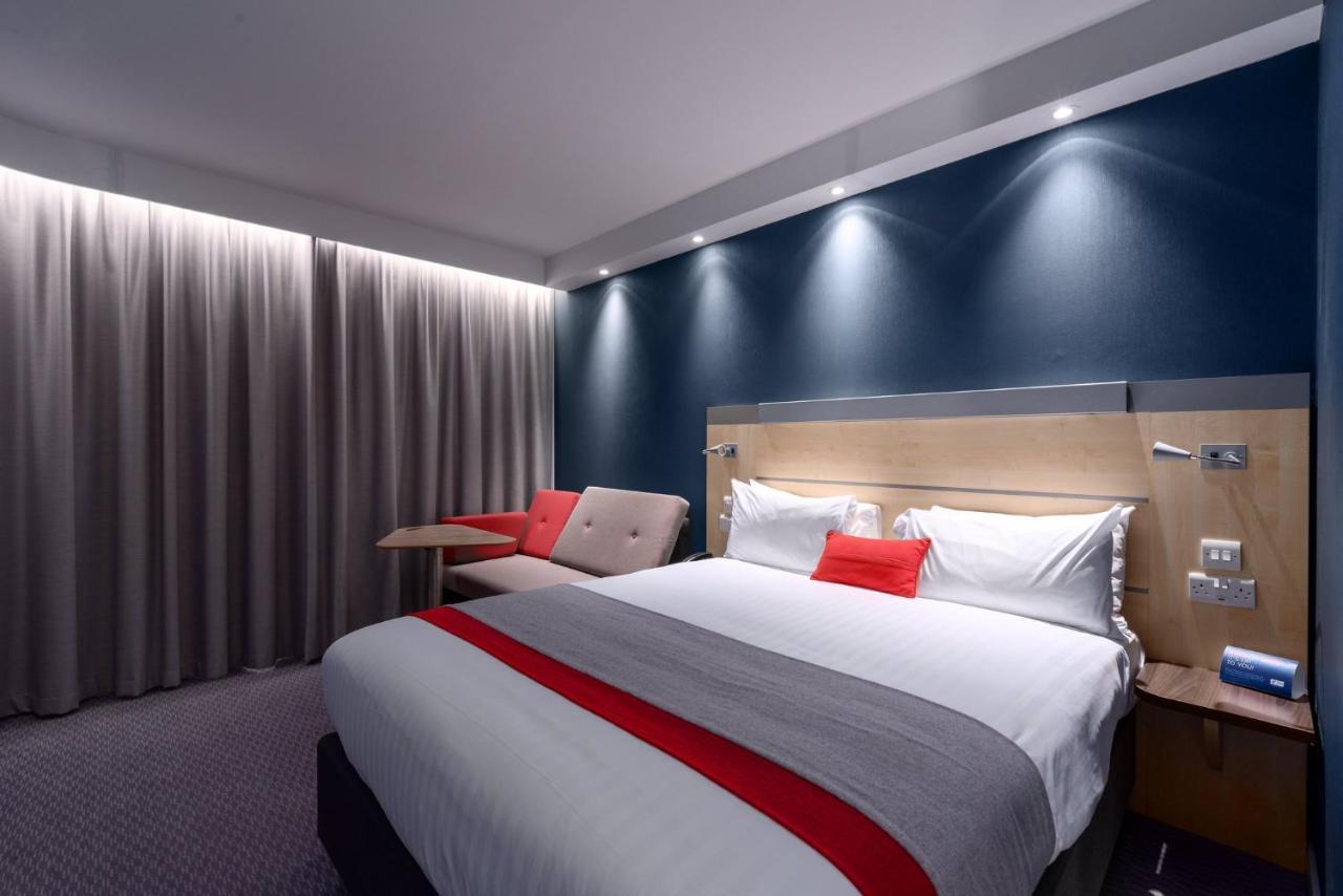 Holiday Inn Express Burnley M65 Jct 10 By Ihg Esterno foto