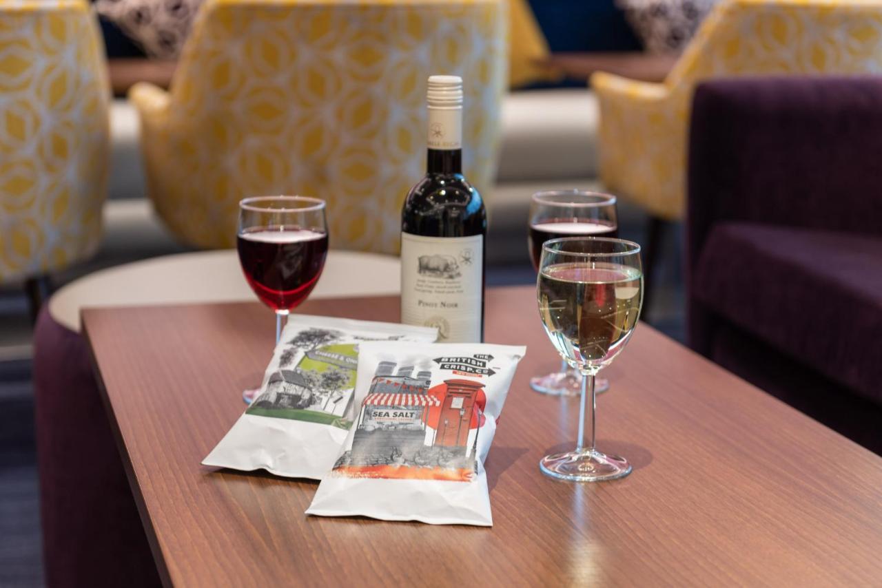 Holiday Inn Express Burnley M65 Jct 10 By Ihg Esterno foto