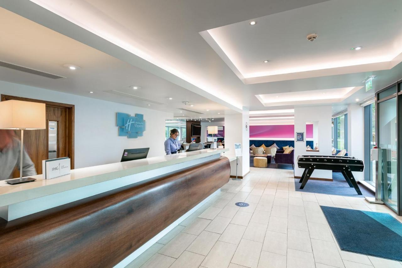 Holiday Inn Express Burnley M65 Jct 10 By Ihg Esterno foto