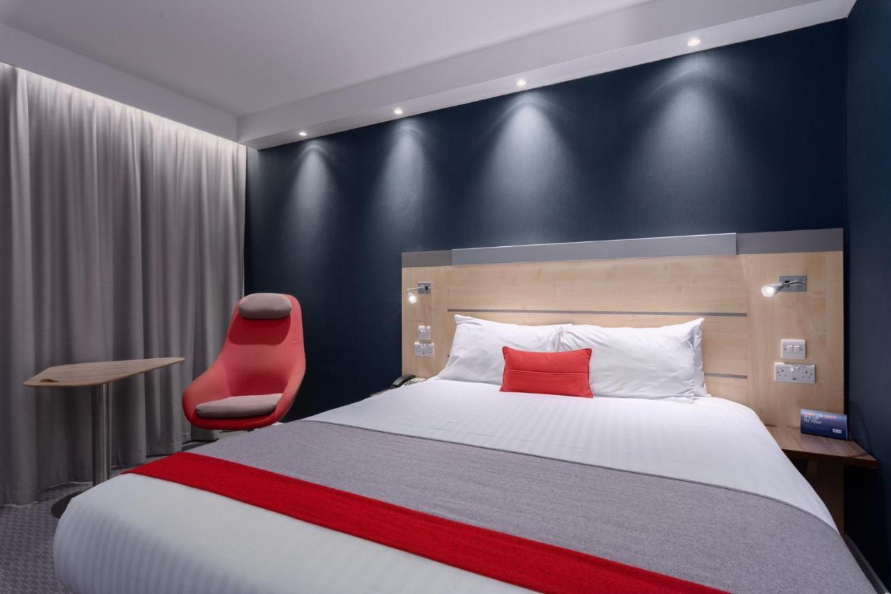 Holiday Inn Express Burnley M65 Jct 10 By Ihg Esterno foto