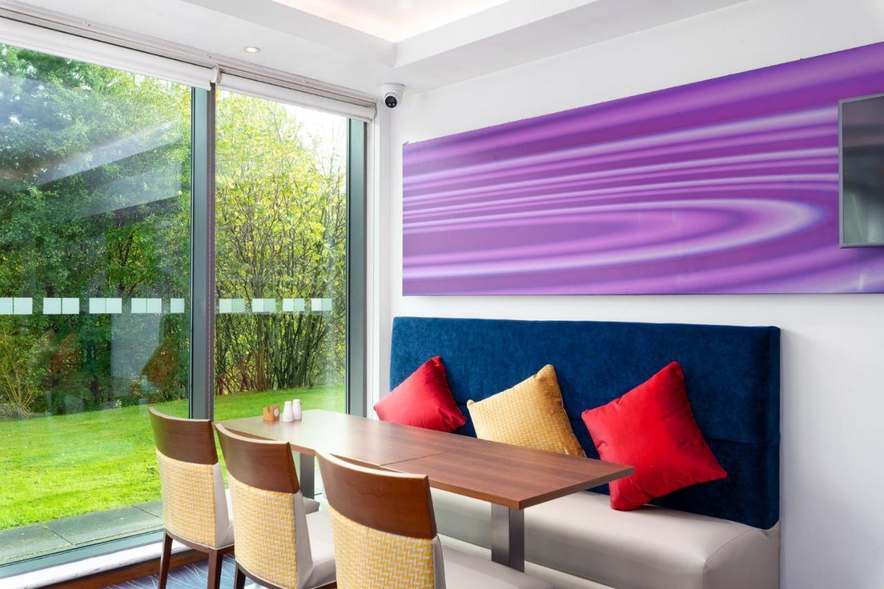 Holiday Inn Express Burnley M65 Jct 10 By Ihg Esterno foto